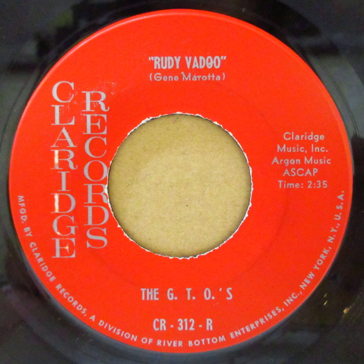 G.T.O.'S, THE (=Joey & The Continentals) - She Rides With Me / Rudy Vadoo (US '66 再発品番「CR-312-S」G.T.O.'S名義 7インチ( ブライアン・ウィルソン作サーフポップ名曲の翌年ガレージ・サーフ調カバー!