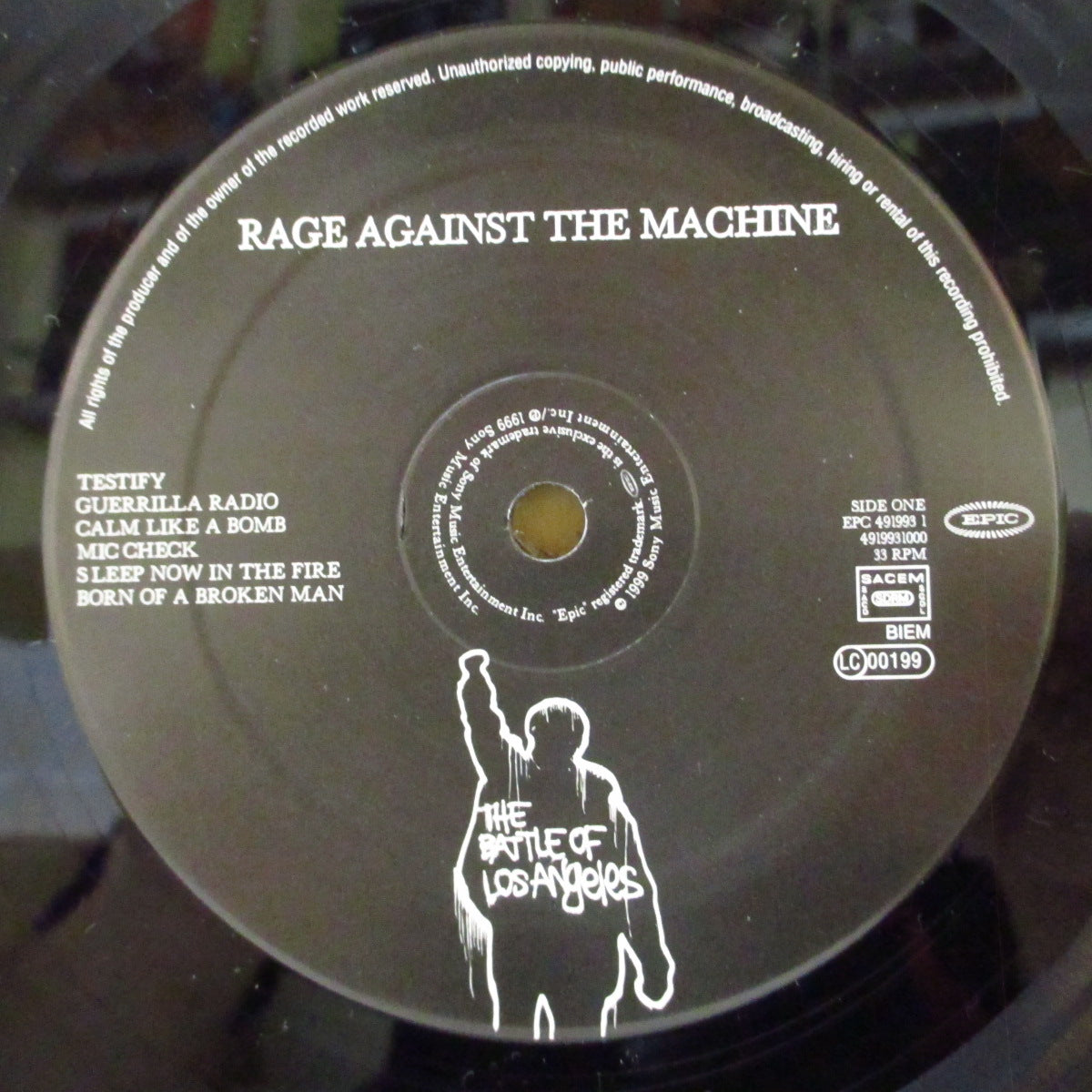 RAGE AGAINST THE MACHINE (レイジ・アゲインスト・ザ・マシーン) - The Battle Of Los Angels (EU オリジナル LP+ソフト紙インナー) 初回品番'99年3rdアルバム!