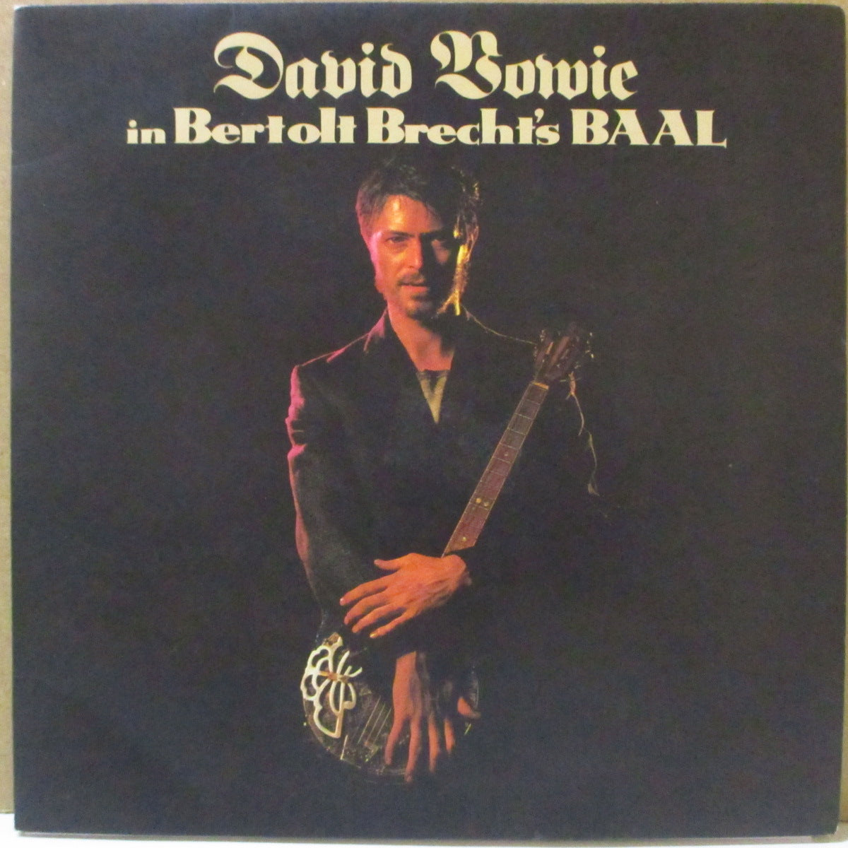 DAVID BOWIE (デヴィッド・ボウイ) - In Bertolt Brecht's Baal (UK '82 オリジナル5曲入り「ラウンドセンター」 7インチ+黒インナー/マット固紙三面見開きジャケ)