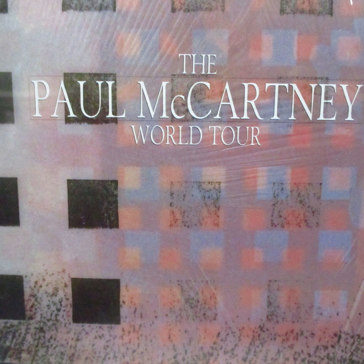 PAUL McCARTNEY (ポール・マッカートニー) - The Paul McCartney World Tour Program (Worlwide 公式「ツアーパンフレット」 「廃盤 New」 )