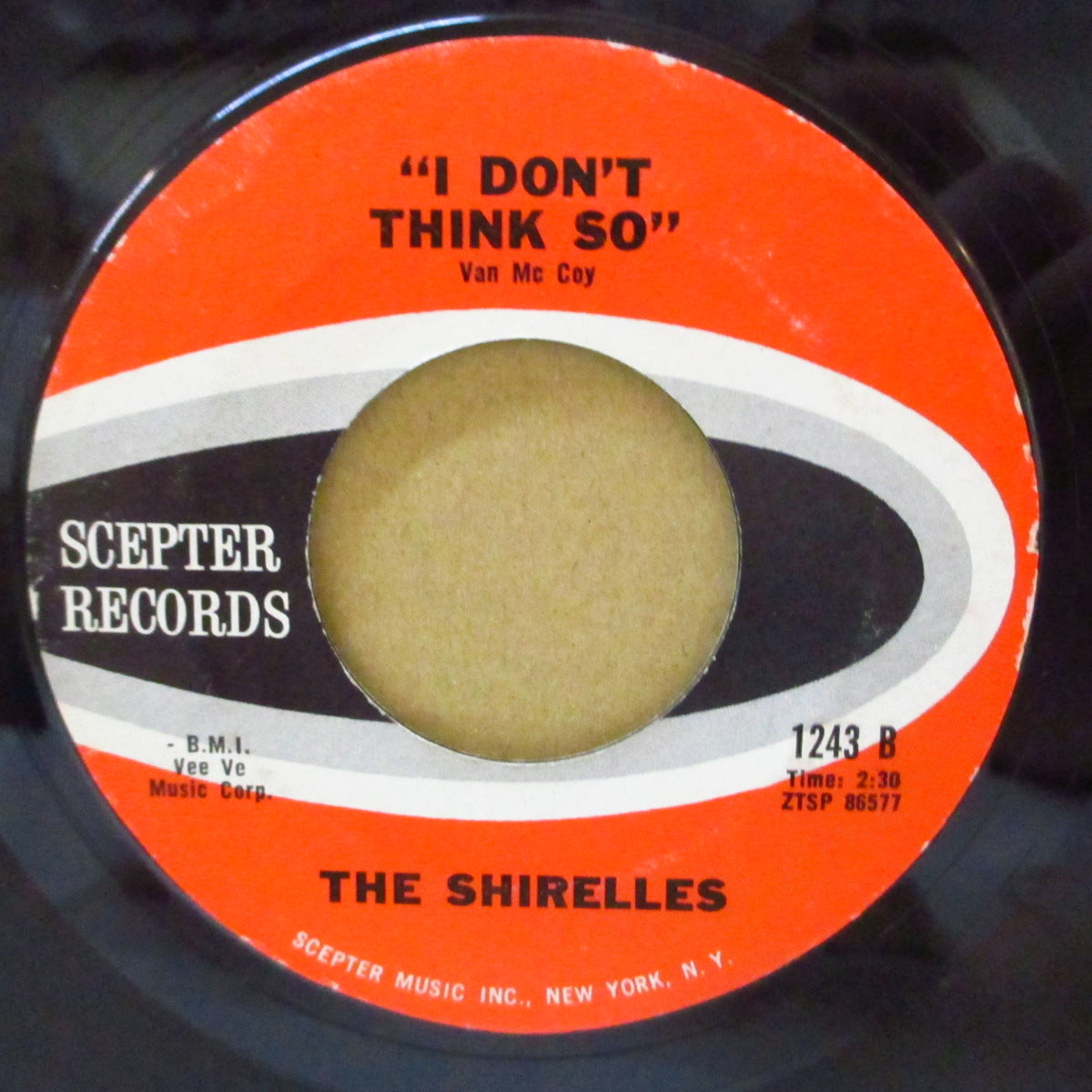 SHIRELLES (ザ・シュレルズ) - Everybody Loves A Lover (US '62 オリジナル「黒文字印刷ラベ ver」7インチ)ティーンポップ+ノーザン!