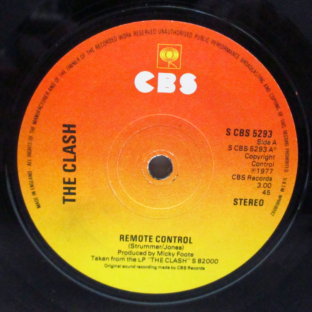 CLASH, THE (ザ・クラッシュ) - Remote Control (UK オリジナル「S CBS 5293」7"/CBSの白黒カンパニースリーブ付) '77年セカンド!