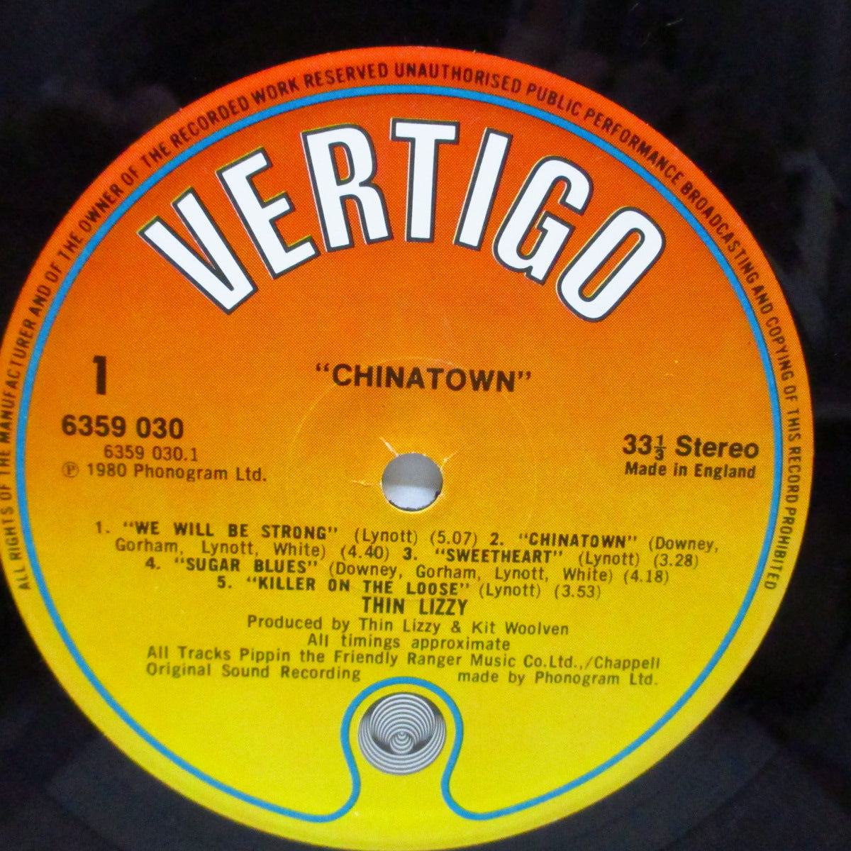 THIN LIZZY (シン・リジィ)  - Chinatown (UK オリジナル LP+インナー/「エンボス仕様」光沢ジャケ) '80年10th アルバム！