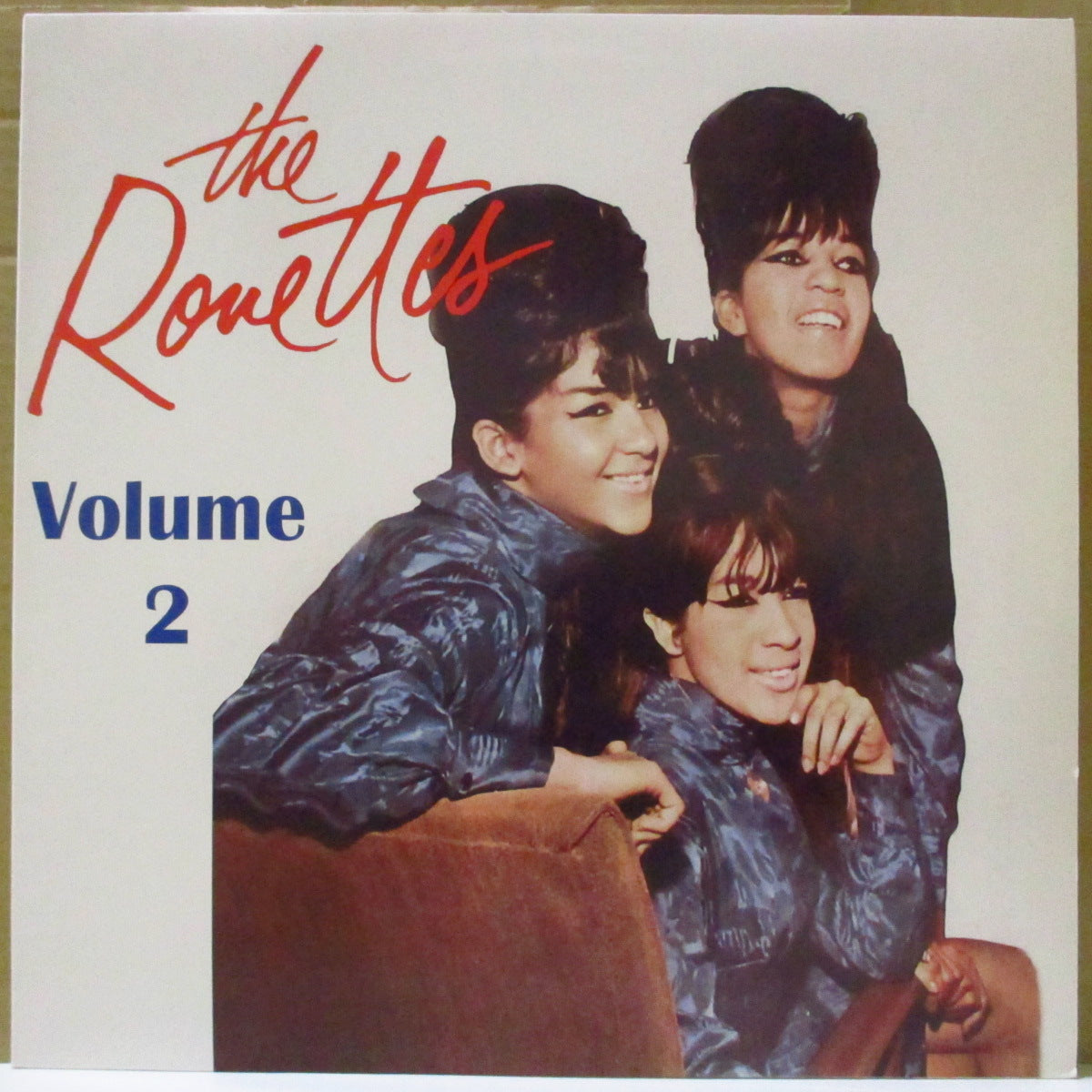 RONETTES, THE (ザ・ロネッツ)  - Volume 2 (EU 限定リリース・アナログ LP/廃盤) レア音源編集コンピ第2弾全18曲！