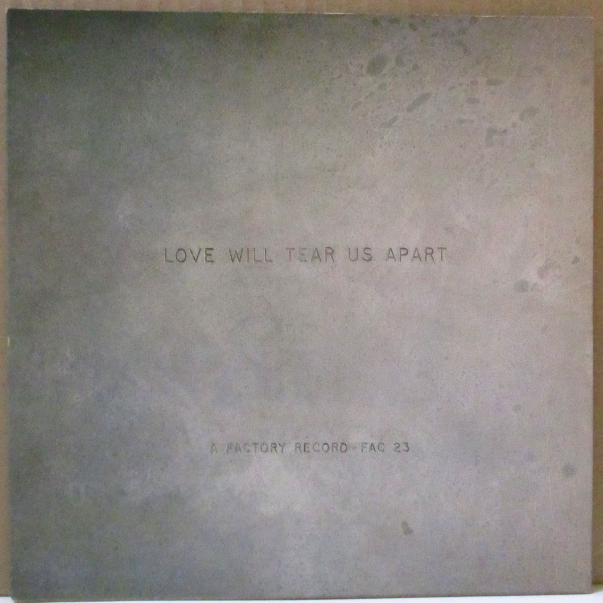 JOY DIVISION (ジョイ・ディヴィジョン)  - Love Will Tear Us Apart +2 (UK オリジナル「黒盤」7インチ+裏面切り込み光沢固紙ジャケ)