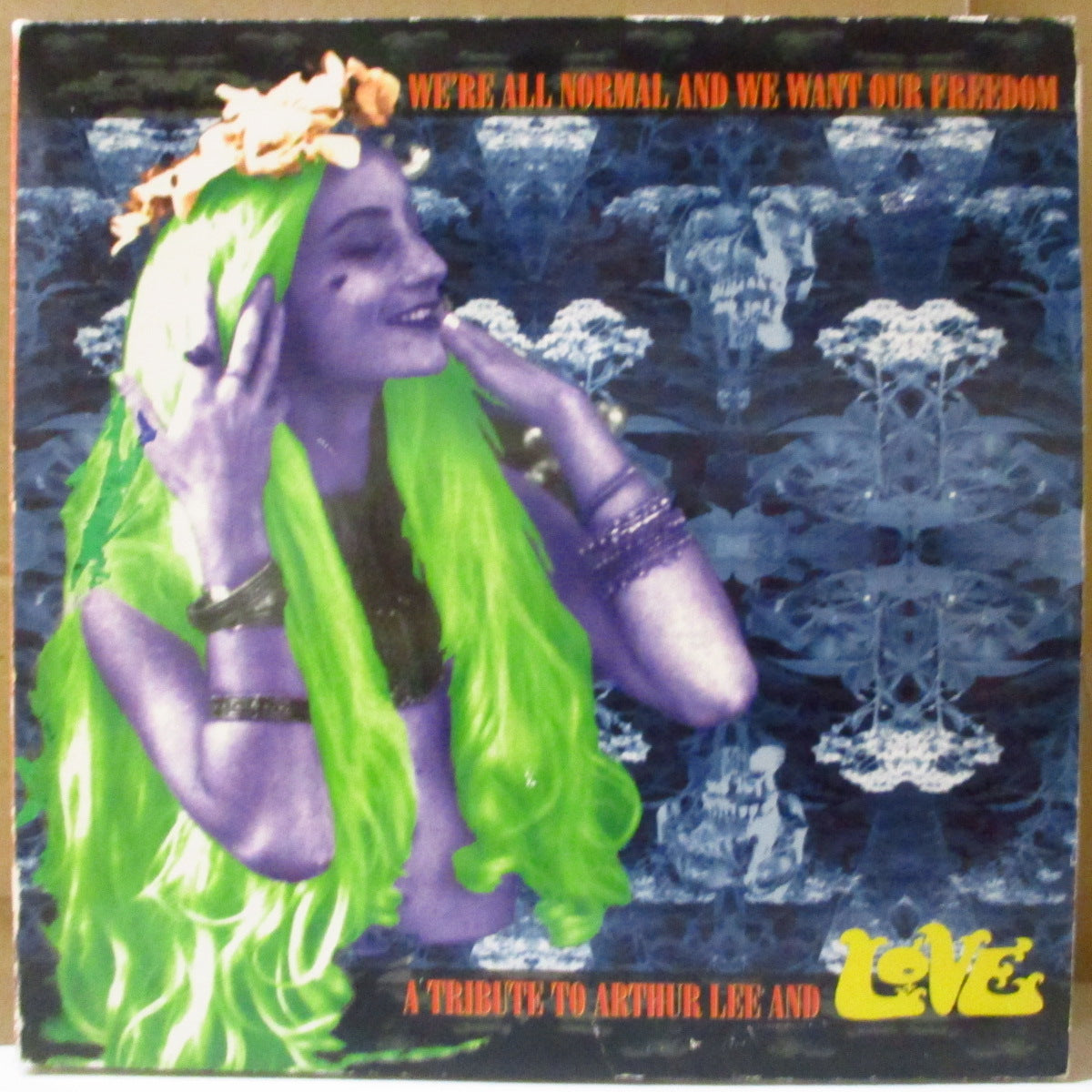 V.A. ('90s USオルタナ/インディロック・コンピ)  - We're All Normal And We Want Our Freedom - A Tribute To Arther Lee And Love (US 限定「緑&黄盤」 3x10インチ/光沢3面見開きジャケ) アーサー・リー & LOVEトリビュート