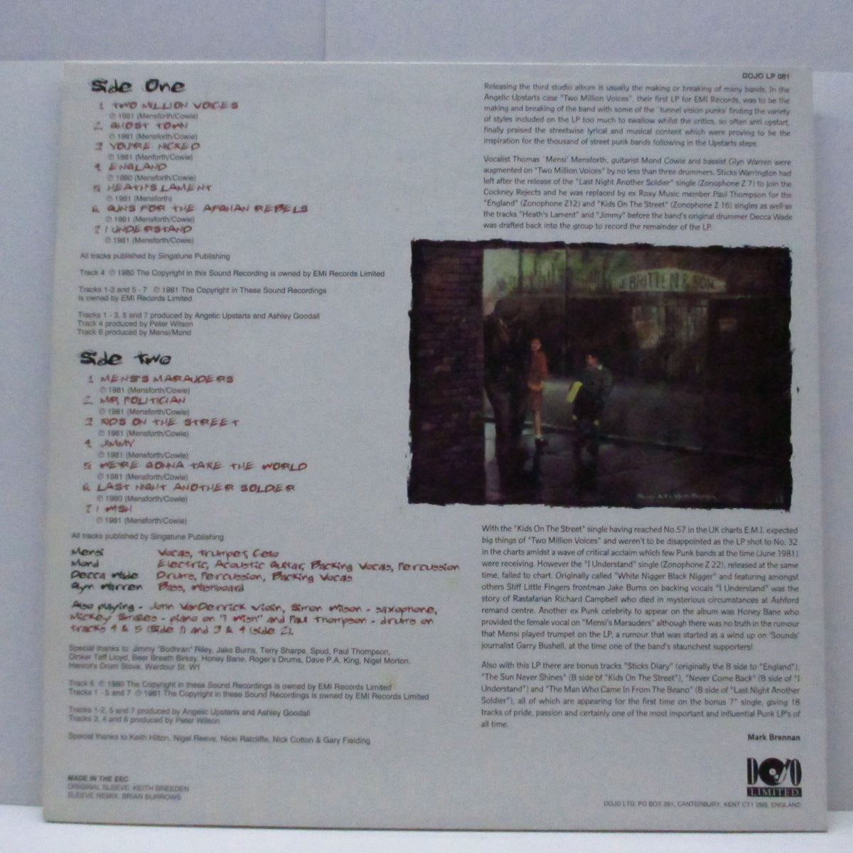 ANGELIC UPSTARTS (エンジェリック・アップスターツ)  - 2,000,000 Voices  (UK '93 再発 LP+、ボーナス7"/Dojo LP 81) インナー無 !