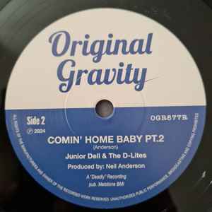 JUNIOR DELL & THE D-LITES feat. Donnoya Drake  (ジュニア・デル＆ザ・ディーライツ feat. ドノヤ・ドレイク)  - Comin' Home Baby (UK 限定再発「白・青ラベ」7"+カンパニースリーブ/New)ノーザン名曲「メル・トーメ/カミン・ホーム・ベイビー」の爆クールRAW・SKAカヴァ