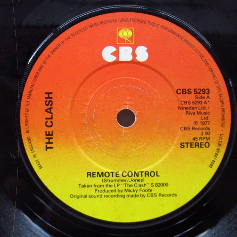 CLASH, THE (ザ・クラッシュ)  - Remote Control (UK '77「セカンドプレス」 7"+マット固紙折り返ジャケ/CBS 5293) セカンドシングル！