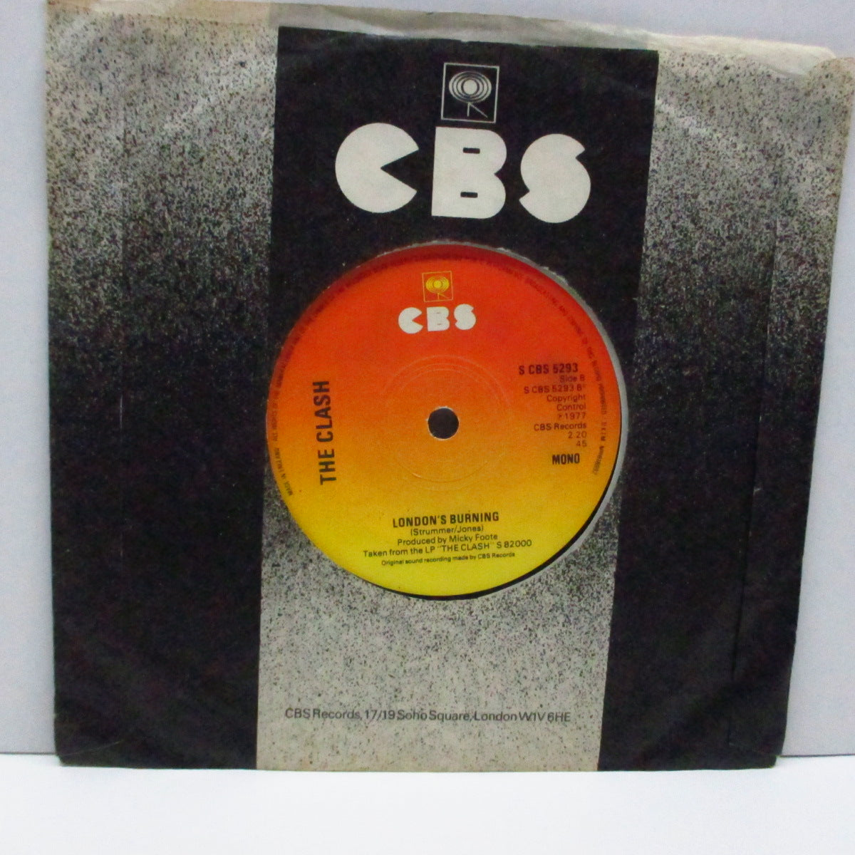 CLASH, THE (ザ・クラッシュ)  - Remote Control (UK オリジナル「S CBS 5293」7"/CBSの白黒カンパニースリーブ付) '77年セカンド！